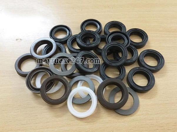 Chọn đ&uacute;ng loại phớt để thay cho m&aacute;y rửa xe