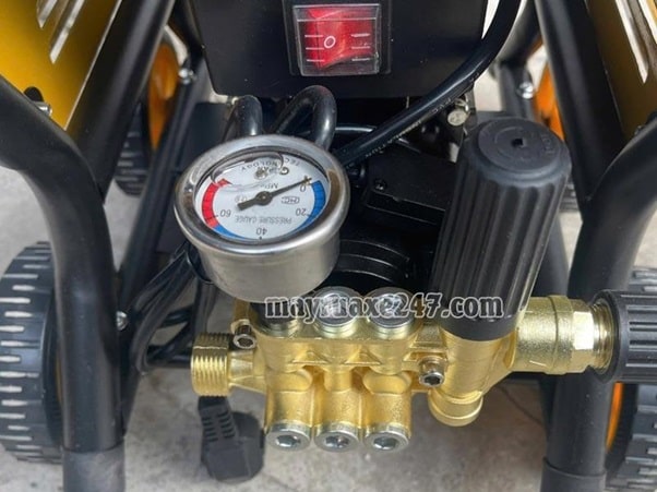 Đánh giá máy rửa xe Kushima có động cơ siêu bền