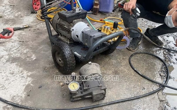 D&acirc;y cao &aacute;p qu&aacute; d&agrave;i - Nguy&ecirc;n nh&acirc;n m&aacute;y rửa xe bị yếu