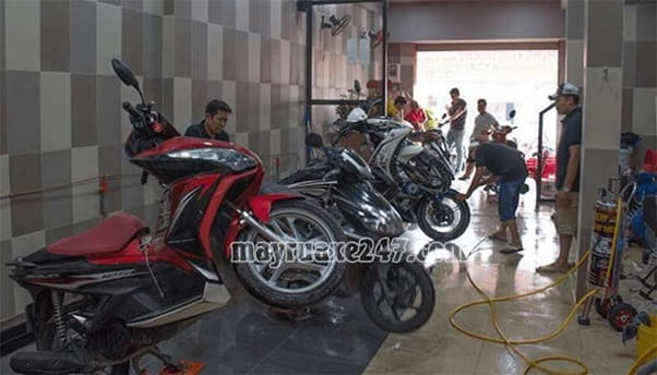 Địa chỉ rửa xe m&aacute;y ở H&agrave; Nội gi&aacute; rẻ