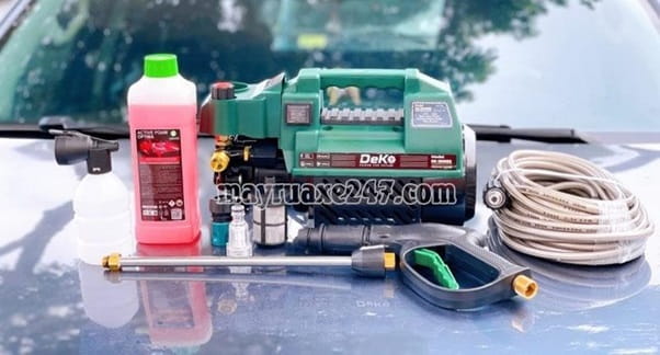 Chuẩn bị các dụng cụ rửa xe đạp điện tại nhà Chuẩn bị các dụng cụ rửa xe đạp điện tại nhà