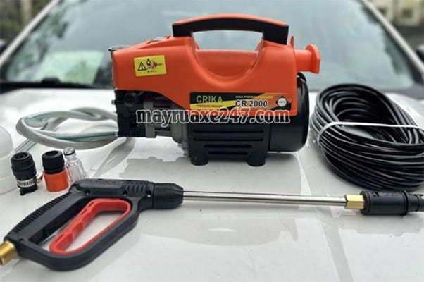 Dụng cụ rửa xe m&aacute;y tại nh&agrave;
