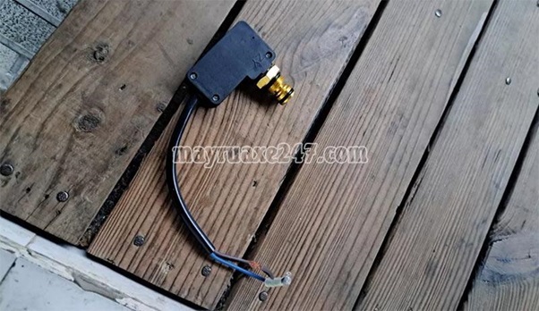 Tu&acirc;n thủ hướng dẫn lắp rơ le m&aacute;y xịt rửa xe