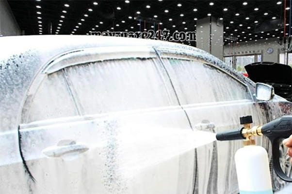 Hướng dẫn pha x&agrave; b&ocirc;ng rửa xe chuẩn v&agrave; tiết kiệm
