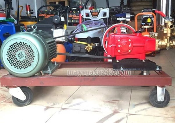 Máy rửa xe Đài Loan giá rẻ HL80 Máy rửa xe Đài Loan giá rẻ HL80