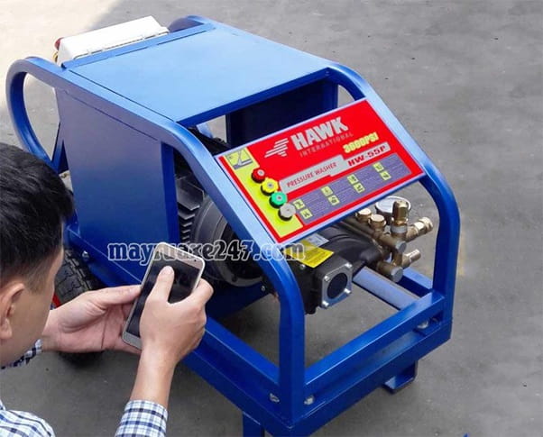 M&aacute;y rửa xe &aacute;p lực 200 bar Hawk 7.5kW