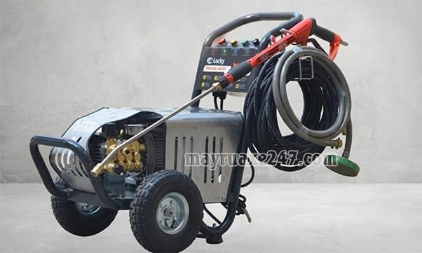 máy rửa xe cao áp 1 pha Lucky 2600PSI máy rửa xe cao áp 1 pha Lucky 2600PSI