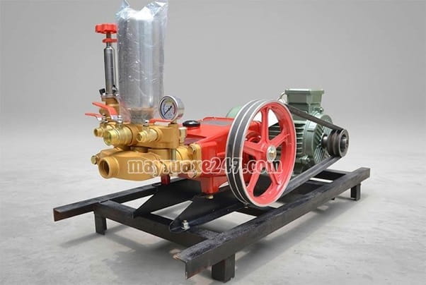 M&aacute;y xịt rửa xe d&acirc;y đai 7-9.5HP HL120