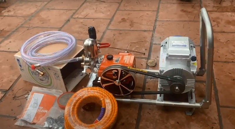 Máy rửa xe dây đai DD-1E