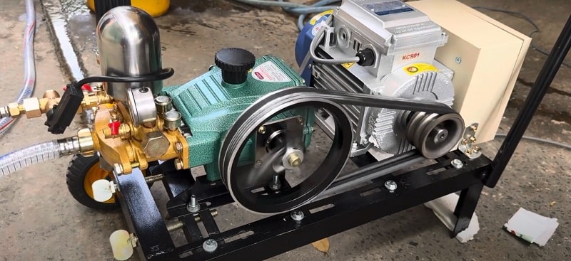 Máy rửa xe dây đai DD-1F