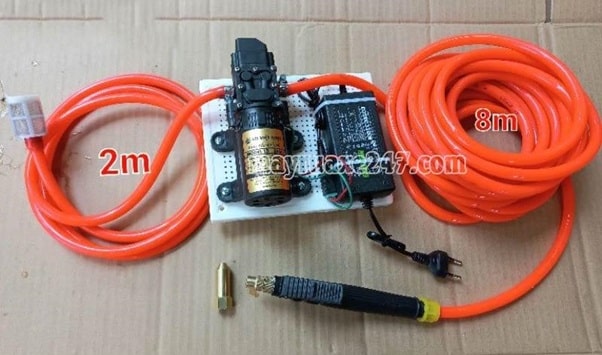 M&aacute;y rửa xe điện 12V MRX12V80