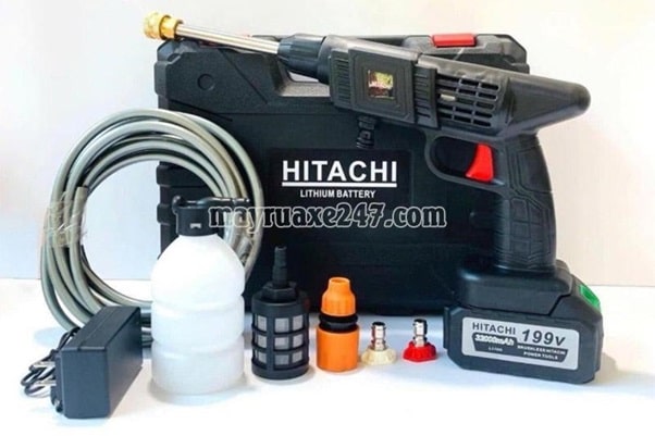 máy rửa xe Hitachi 1800W