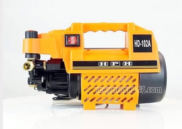 Model xịt rửa xe 2800W HPM HD102