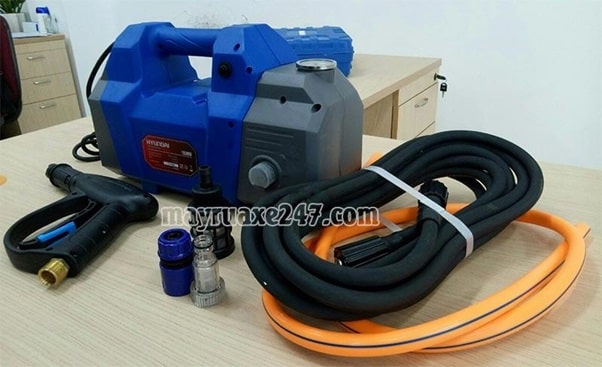 M&aacute;y rửa xe Hyundai H&agrave;n Quốc