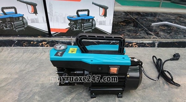 M&aacute;y rửa xe 2000W JFH RS1
