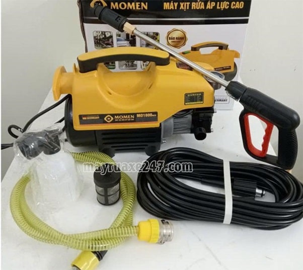 Máy rửa xe Momen 1800W