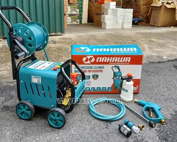 Máy rửa xe Nakawa 3000w Máy rửa xe Nakawa 3000w