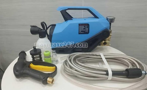 M&aacute;y rửa xe cao &aacute;p Fuki