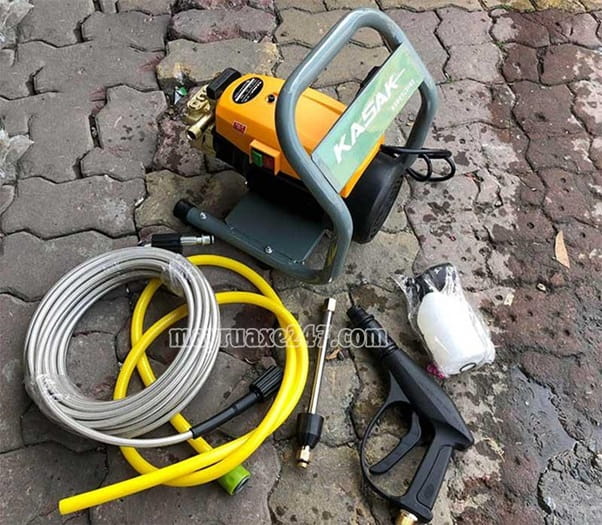 M&aacute;y rửa xe Nhật Bản Kasak