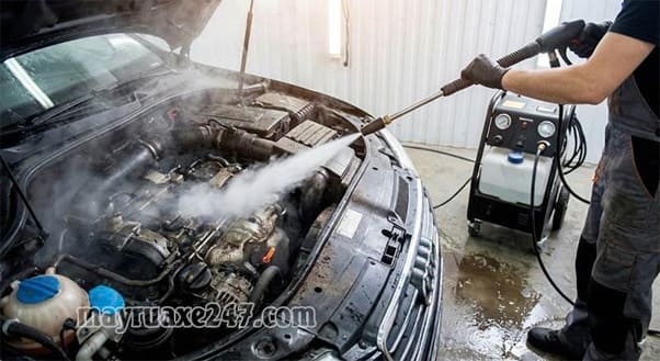 Máy rửa xe hơi nước nóng Máy rửa xe hơi nước nóng