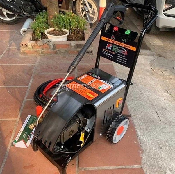 Máy rửa xe Romano RX 2200