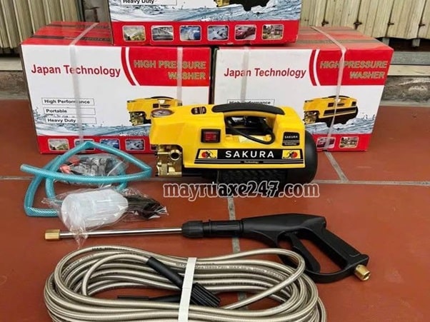 Máy rửa xe Sakura k899