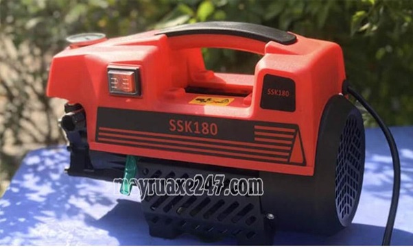 Máy rửa xe Suka 1800W