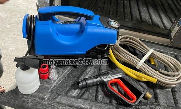 M&aacute;y rửa xe Takara Th&aacute;i Lan