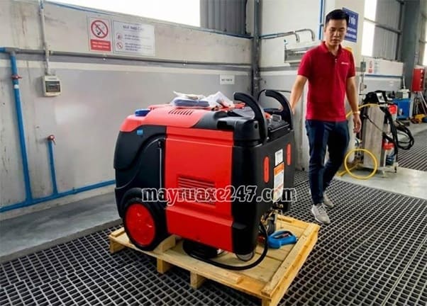 Máy rửa xe hơi nước nóng Optima Steamer Máy rửa xe hơi nước nóng Optima Steamer