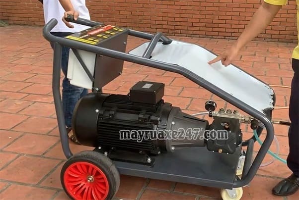 Máy rửa xe cao áp Promac M30 Máy rửa xe cao áp Promac M30