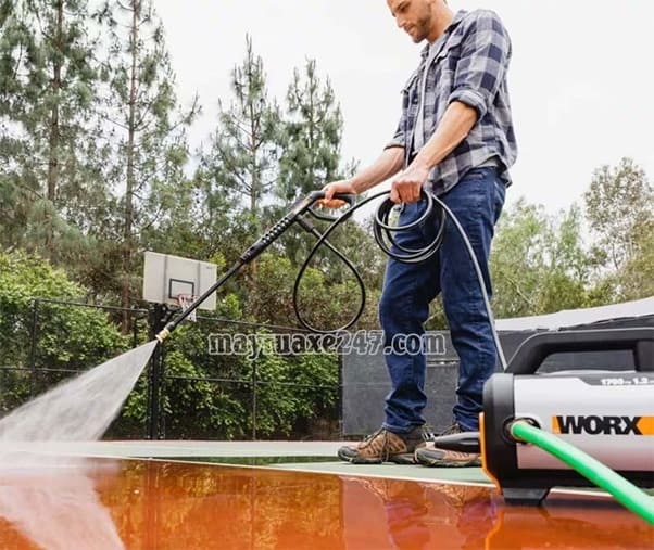 Áp lực nước ổn định nhưng không quá mạnh Áp lực nước ổn định nhưng không quá mạnh