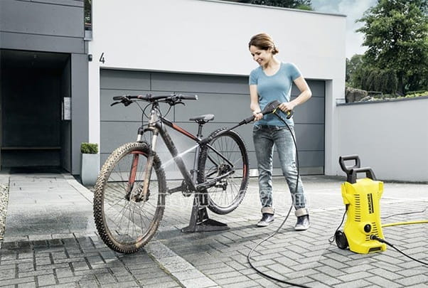 m&aacute;y rửa xe x&aacute;ch tay Karcher K2 Power Control
