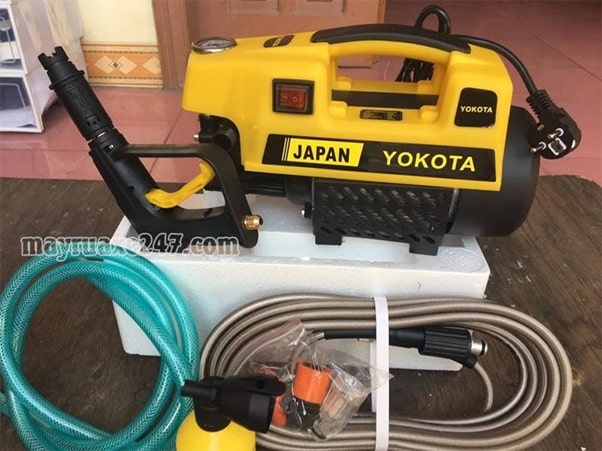 Máy rửa xe Yokota 1800w