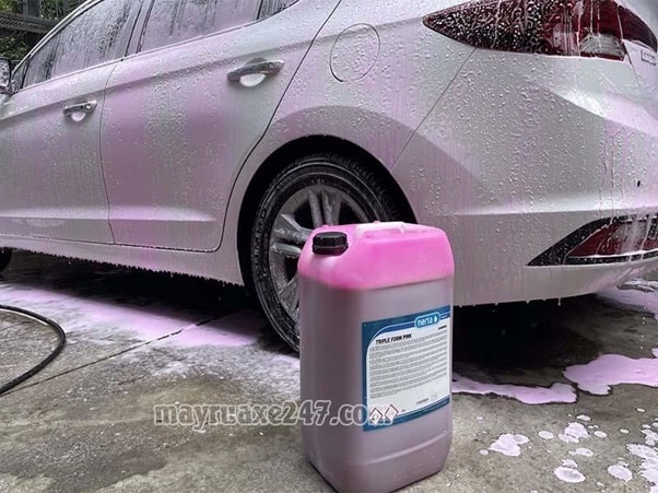 Nước rửa xe kh&ocirc;ng cần chạm tay Nerta