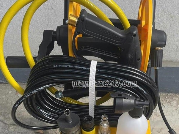 Phụ kiện đi kèm máy rửa xe Kushima