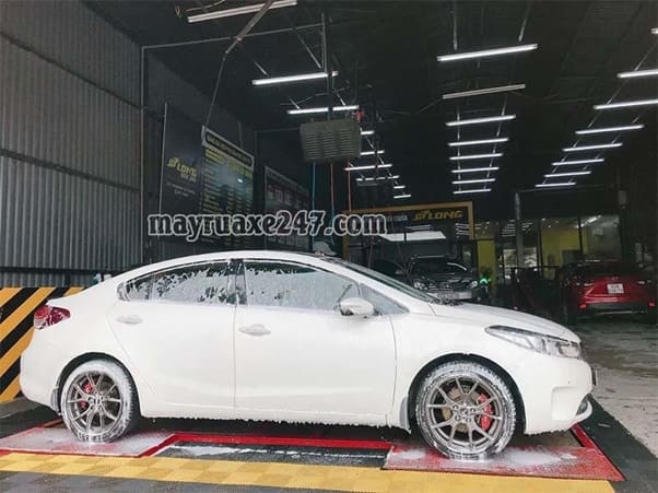 Rửa xe Đ&agrave; Nẵng JP Long Detailing