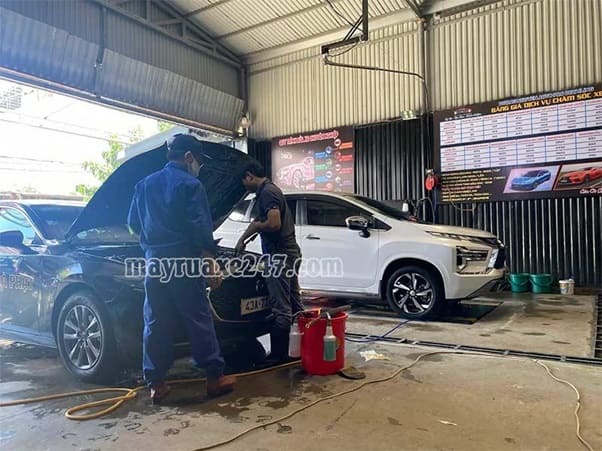 Rửa xe tại Đ&agrave; Nẵng