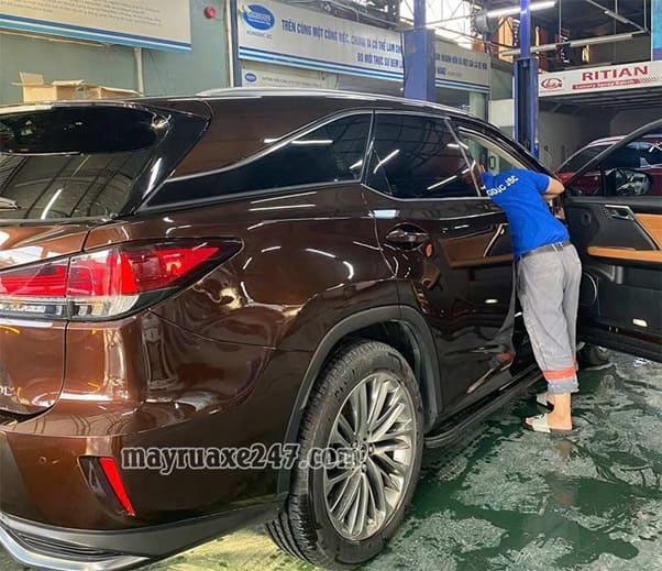 Rửa xe Garage Hồng Đức Rửa xe Garage Hồng Đức