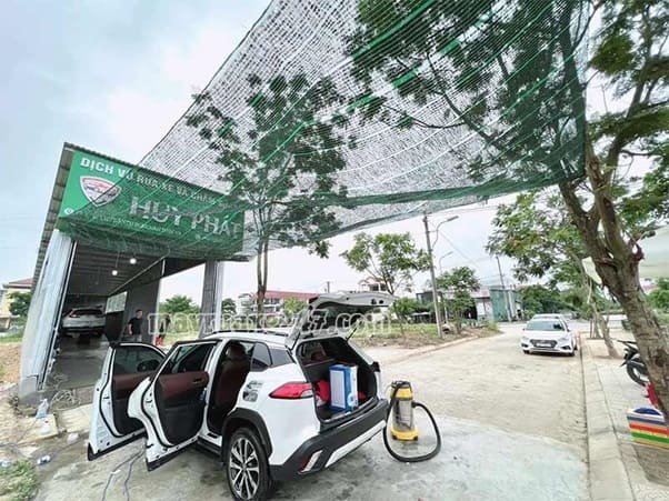 Rửa xe Huy Ph&aacute;t - khu đ&ocirc; thị Đ&ocirc;ng