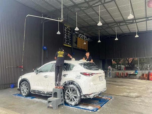 Rửa xe Huế Th&agrave;nh Detailing