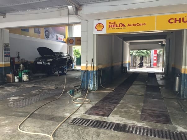 Rửa xe Th&aacute;i B&igrave;nh