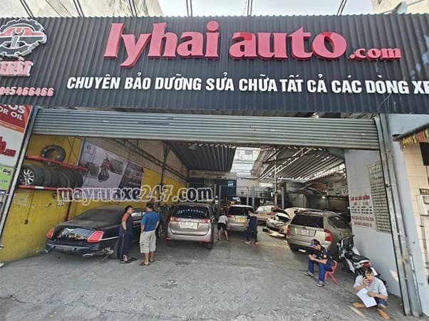 Garage L&yacute; Hải