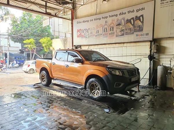 Dịch vụ rửa xe Thanh Sơn