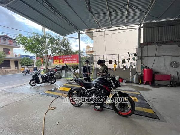 Nhật Qu&acirc;n Auto