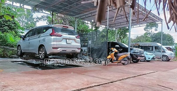 Tiệm rửa xe Thanh T&ugrave;ng