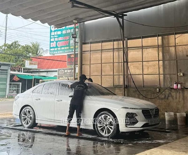 &Uacute;t Đạt Auto