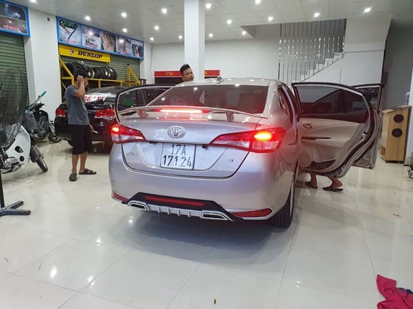 Rửa xe uy t&iacute;n tại Th&aacute;i B&igrave;nh
