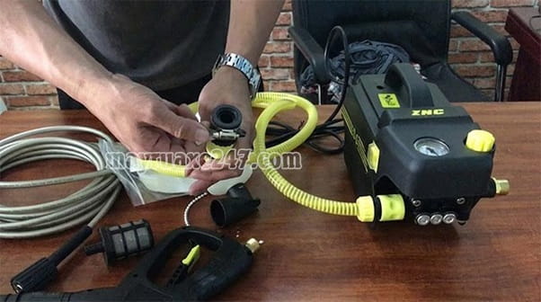 T&iacute;p sử dụng m&aacute;y xịt rửa xe ZNC si&ecirc;u bền bỉ