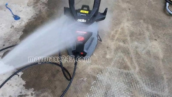 Thiết kế máy rửa xe Ozito