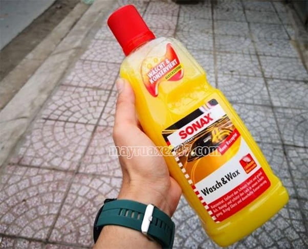 X&agrave; ph&ograve;ng nước rửa xe Sonax